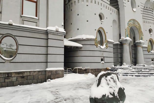«Особняки и башни». Секреты возникновения города и его необычные сословия