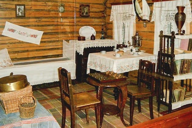 Экскурсия в Семёнов — столицу золотой хохломы