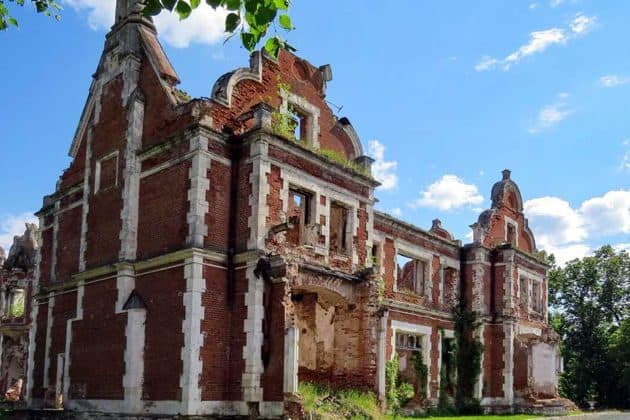 Экскурсия в усадьбы Пашковых и Жомини