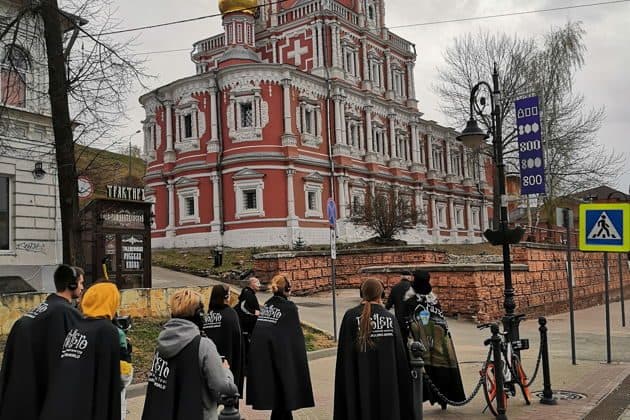 Истории и загадки Рождественской: театрализованная прогулка с фонарщиком