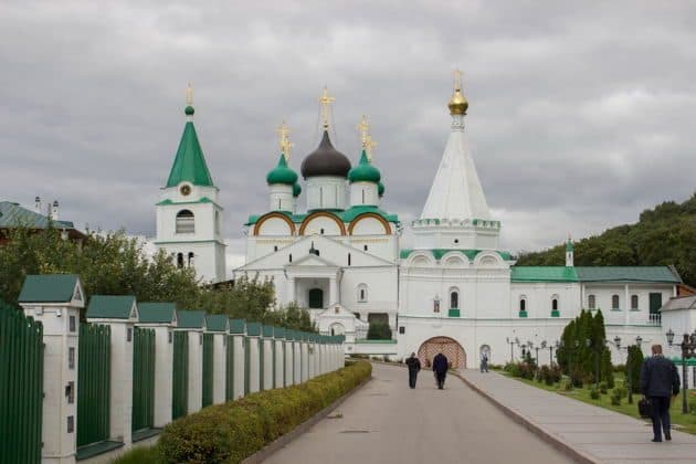 Насытиться Нижним