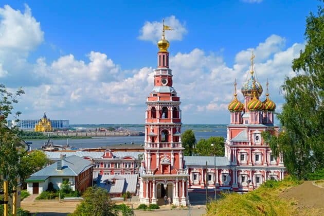 Улица Рождественская. Прогулка сквозь века