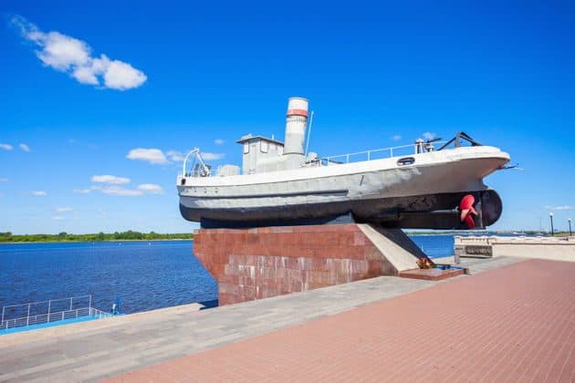 Бранч на Петергофе: прогулочный рейс (1 час)