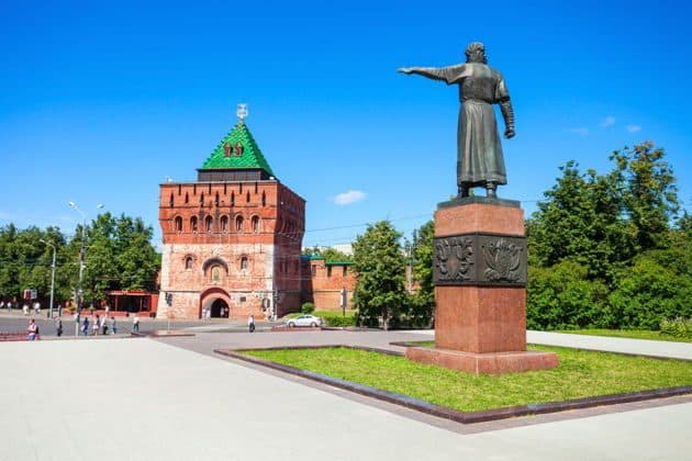 Нижний Новгород в деталях: экскурсия по городу и Русскому музею фотографии